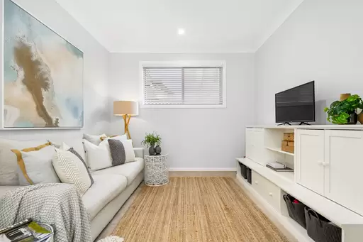 11 Hamilton Avenue, Hendra Sold by  - image 1