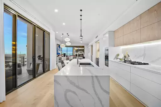 1601/5 Pacific Street, Main Beach Sold by 