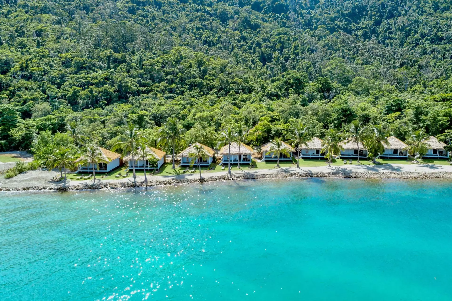 1 Island Drive, Long Island Sold by Queensland Sotheby's International Realty - image 1