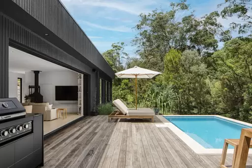 70 Monday Drive, Tallebudgera Valley Sold by  - image 1