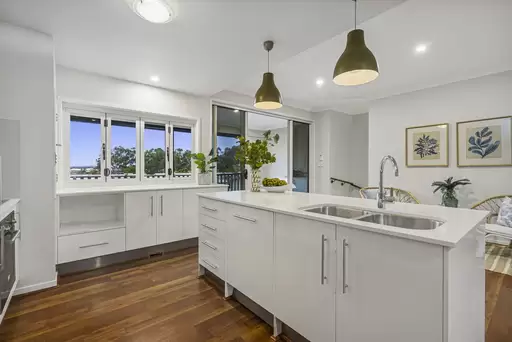 3/16 Bainbridge Street, Ormiston Sold by  - image 1