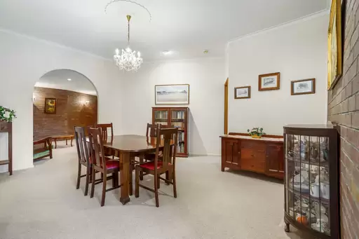 3 Romano Court, Ormiston Sold by  - image 1