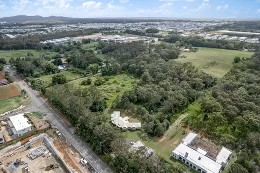 18  School Road, Rochedale Sold by Queensland Sotheby's International Realty
