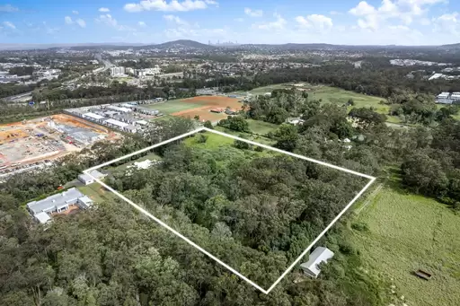 18  School Road, Rochedale Sold by  - image 1