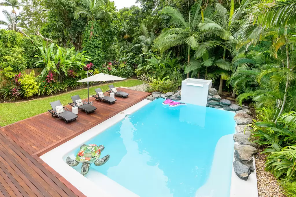 6 Sorrento Crescent, Port Douglas For Sale by Queensland Sotheby's International Realty