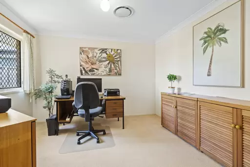 124 Morris Circuit, Thornlands Sold by  - image 1