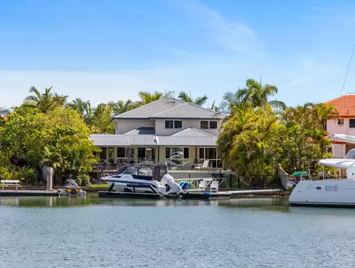 18 Nautilus Drive, Raby Bay Sold by  - image 1
