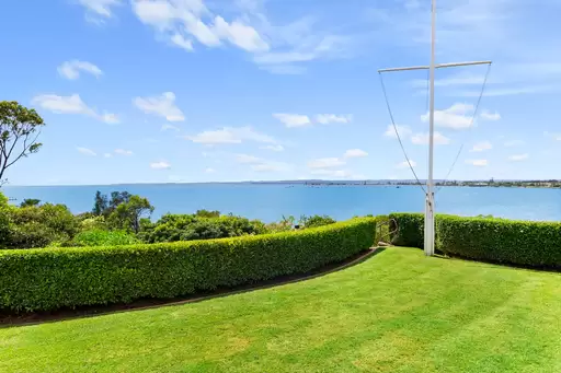 3 Sturgeon Street, Ormiston Sold by  - image 1