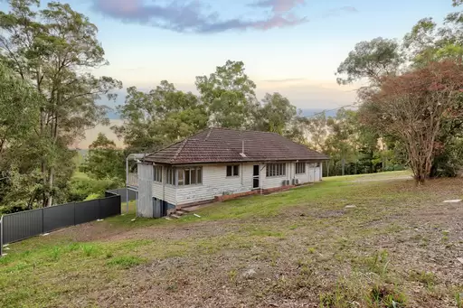 553 Fig Tree Pocket Road, Fig Tree Pocket Sold by  - image 1