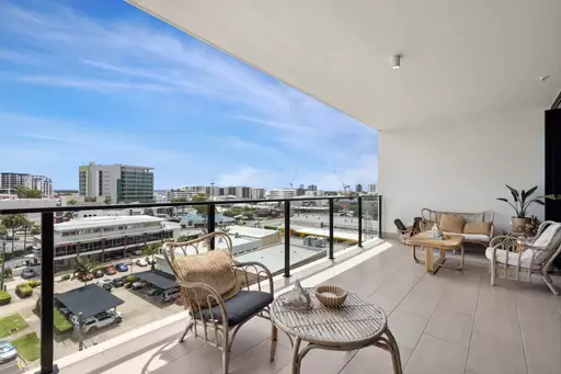 707/9 Market Lane, Maroochydore Sold by 