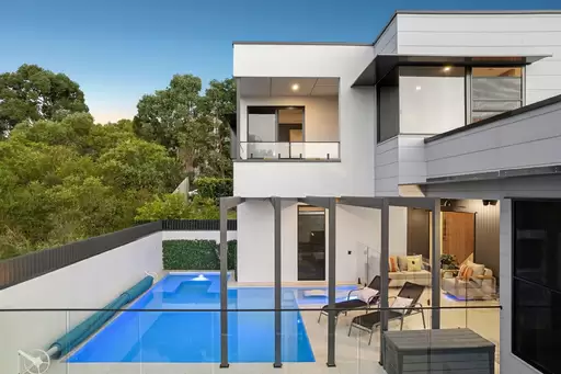16 Bronze Wing Circuit, Peregian Springs Sold by  - image 1