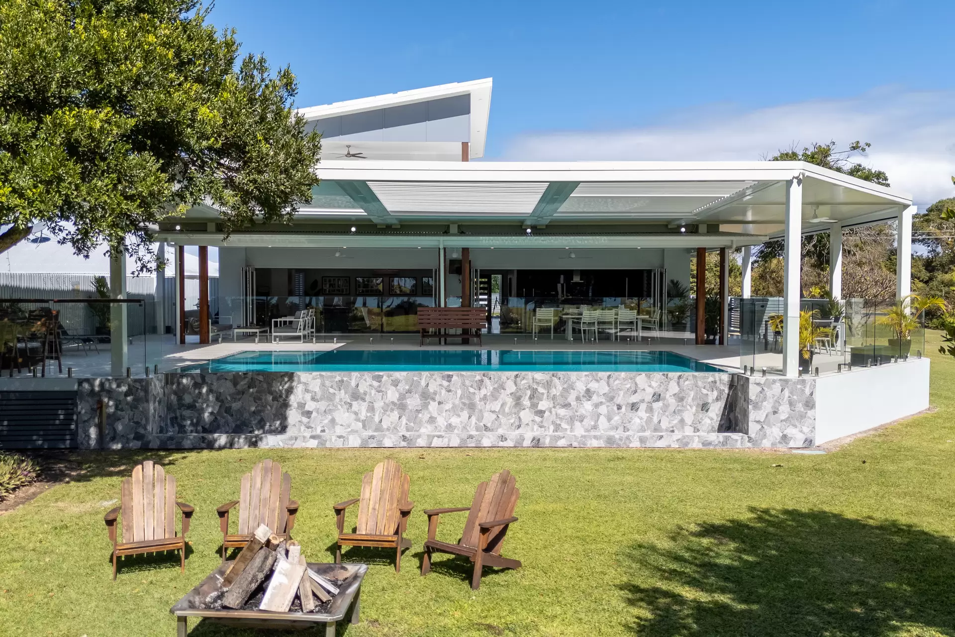 18 Horseshoe Bay Road