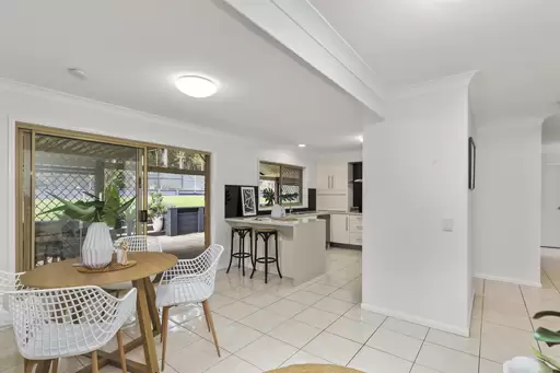 23 Gretel Place, Cleveland Sold by  - image 1