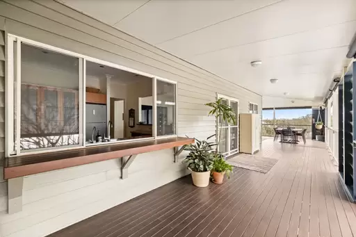 9 Gurley Street, Wavell Heights Sold by  - image 1