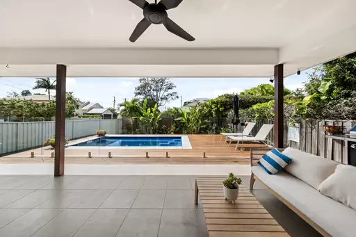 11 Tyler Street, Northgate Sold by  - image 1