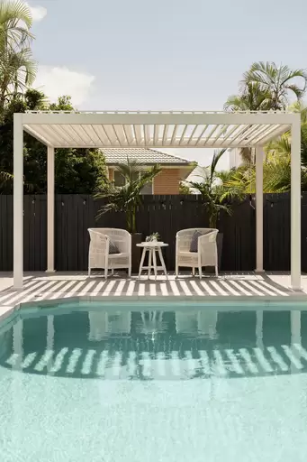 43 Deloraine Street, Wavell Heights Sold by  - image 1