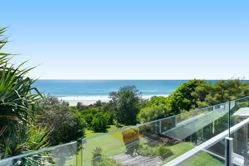 66 Tingira Crescent, Sunrise Beach Sold by Queensland Sotheby's International Realty