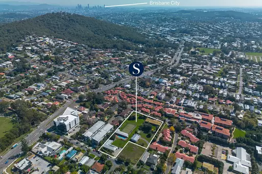 30,34 & 36 Hertford Street, Upper Mount Gravatt Sold by  - image 1