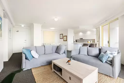 182/1 Serisier Avenue, Main Beach For Sale by  - image 1