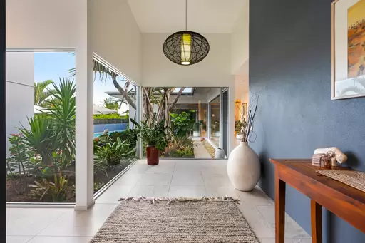41 Lowry Street, Peregian Beach Sold by  - image 1