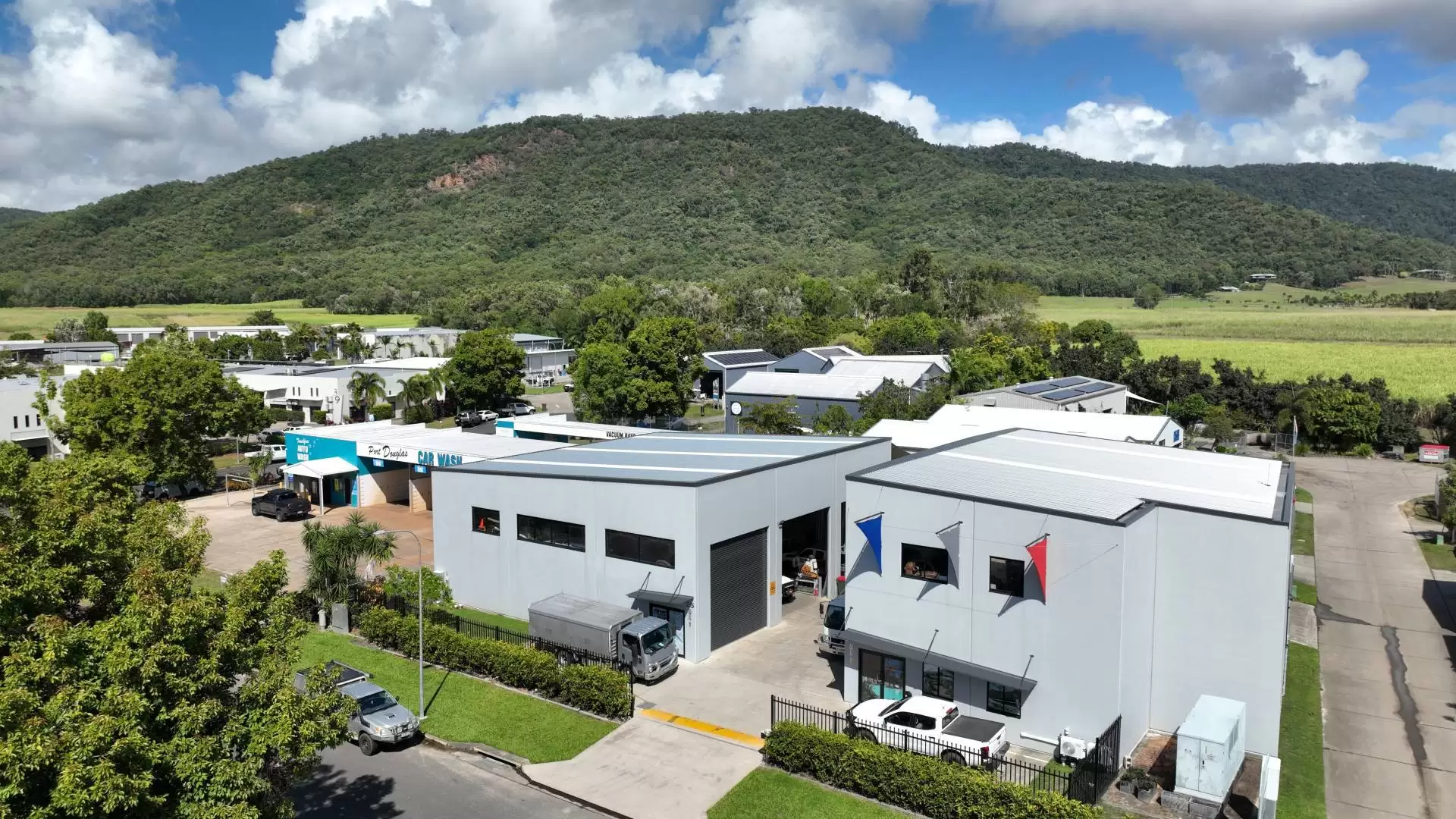 25 Owen Street, Craiglie For Sale by Queensland Sotheby's International Realty - image 1