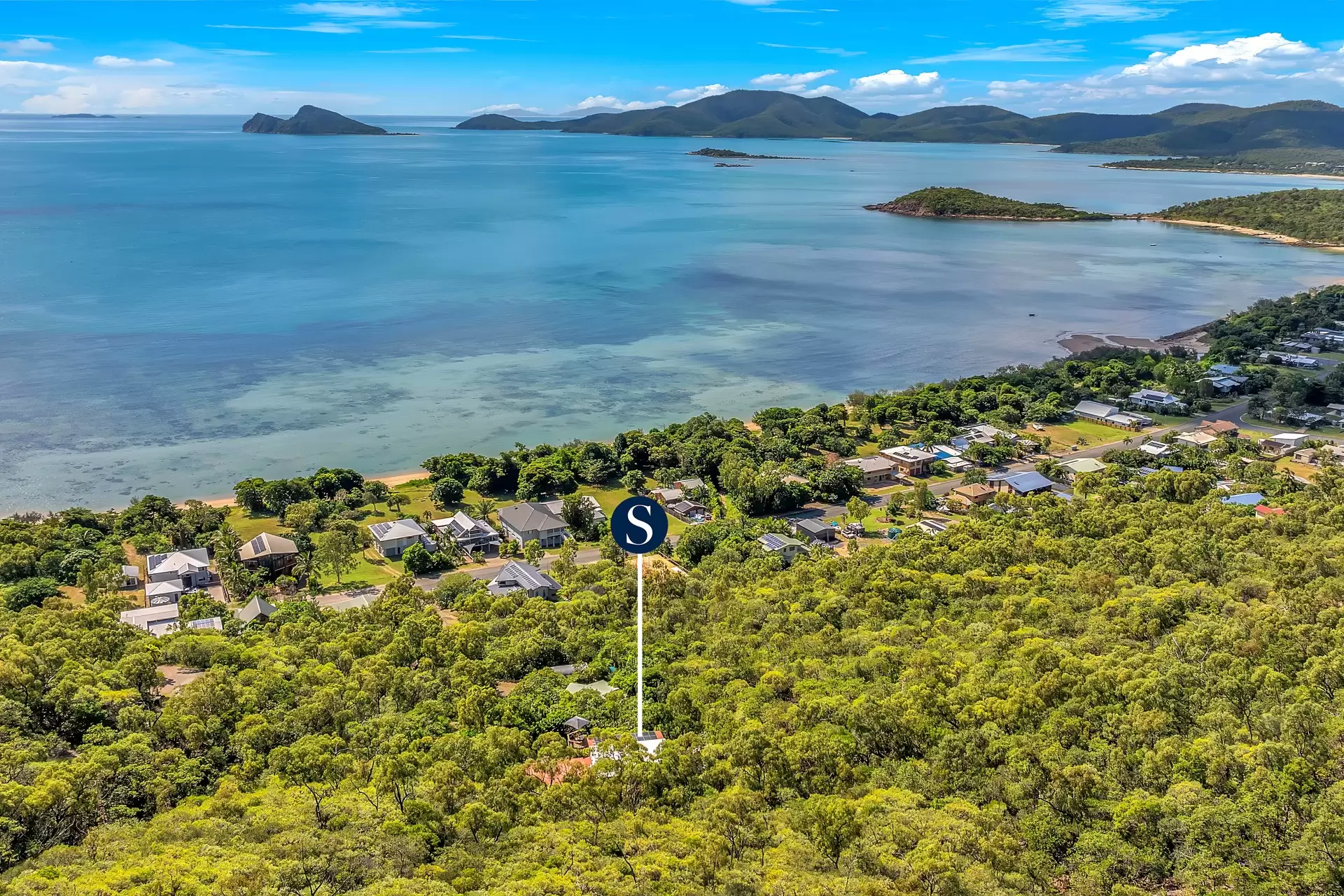 129 Gloucester Avenue, Hideaway Bay For Sale by Queensland Sotheby's International Realty - image 1