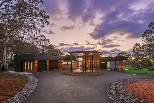 905B Main Western Road, Tamborine Mountain Sold by  - image 1