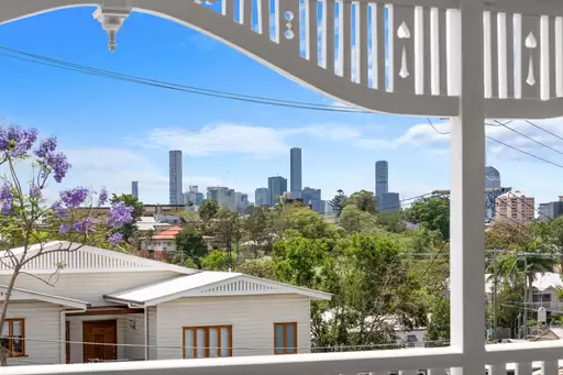 12A Markwell Street, Auchenflower Sold by  - image 1