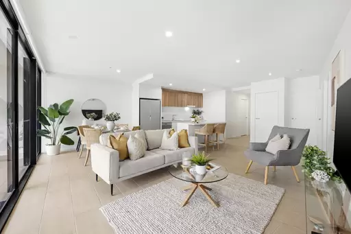 907/9 Market Lane, Maroochydore Sold by  - image 1