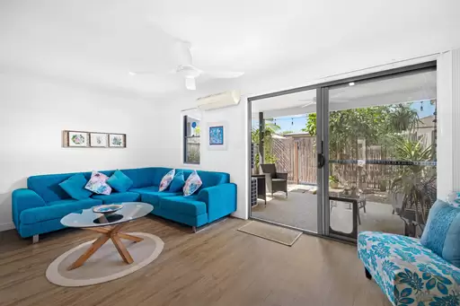 23/2-12 Kurrimine Crescent, Mountain Creek Sold by  - image 1