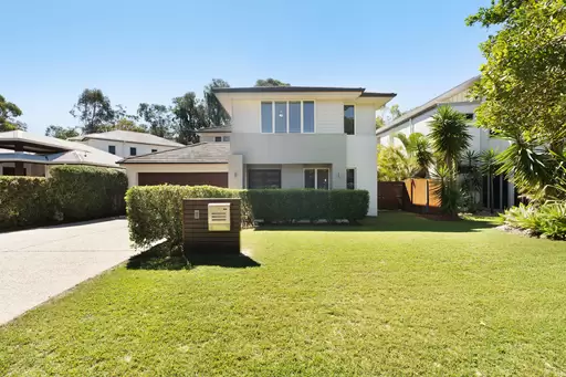7 Bunker Court, Peregian Springs Sold by  - image 1