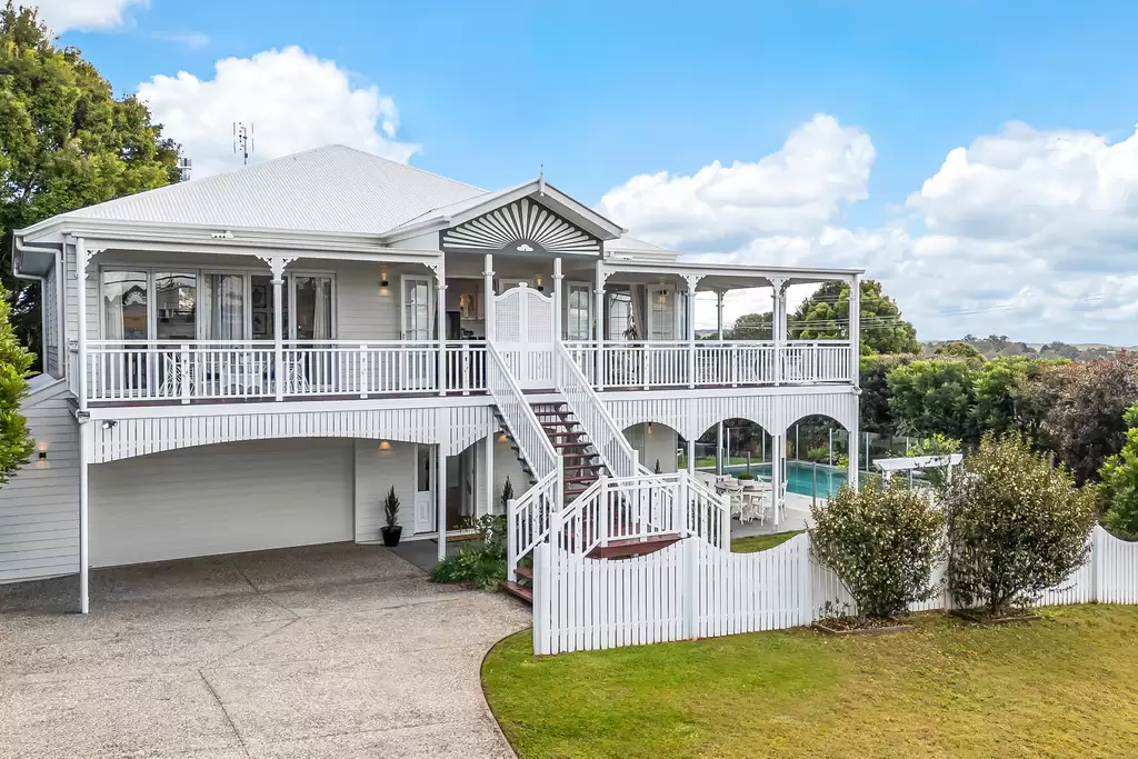 15 Kingsview Drive, Flaxton Sold by Queensland Sotheby's International Realty