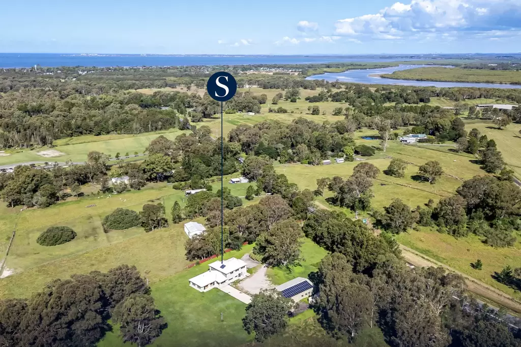 632 Beachmere Road, Beachmere For Sale by Queensland Sotheby's International Realty