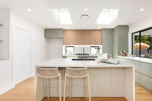 25 Riviera Crescent, Peregian Springs Sold by  - image 1