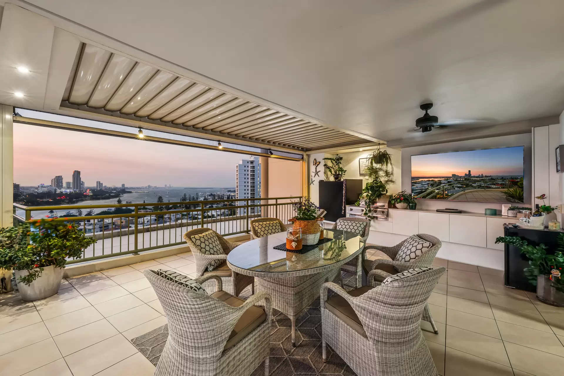 74/29-39 Woodroffe Avenue, Main Beach For Sale by Queensland Sotheby's International Realty - image 1