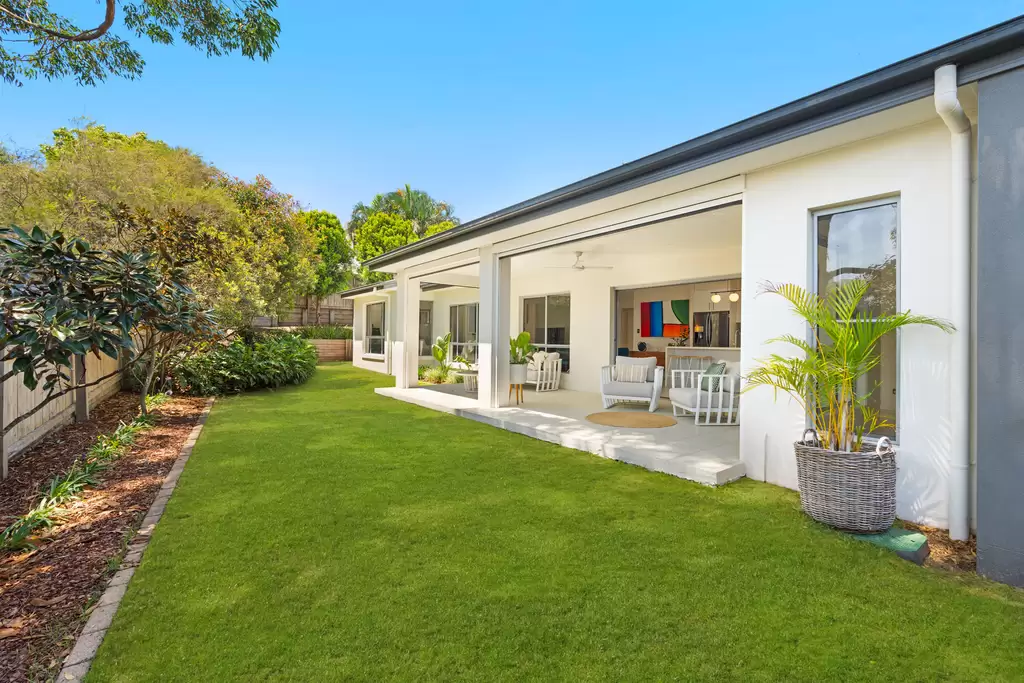 85 Ridgeview Drive, Peregian Springs Sold by Queensland Sotheby's International Realty