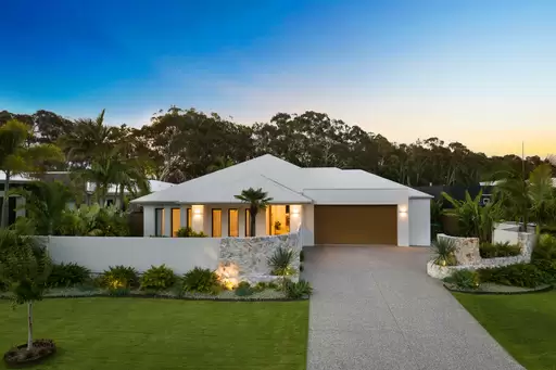 164 Balgownie Drive, Peregian Springs Sold by 