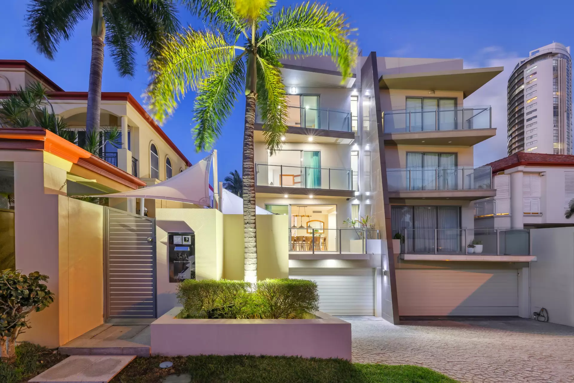 35A Hughes Avenue, Main Beach For Sale by Queensland Sotheby's International Realty - image 1