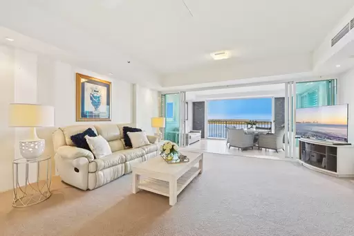 95/326 Marine Parade, Labrador Sold by Queensland Sotheby's International Realty - image 1