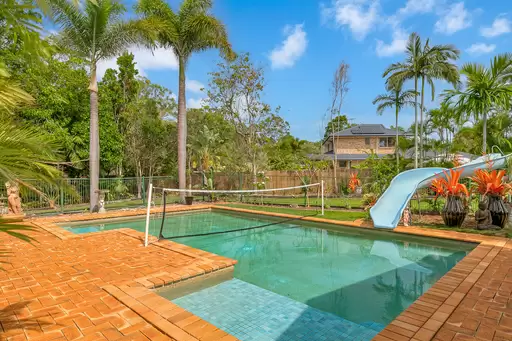 1 Cockateil Court, Thornlands Sold by  - image 1