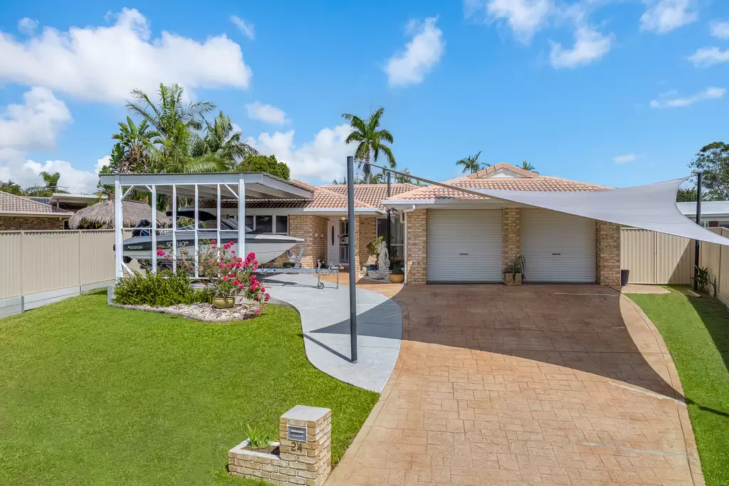 24 Amethyst Street, Alexandra Hills Sold by Queensland Sotheby's International Realty