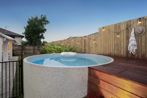 21 Greenside Court, Peregian Springs For Sale by  - image 1