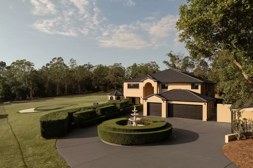 24 Lauren Place, Chandler For Sale by Queensland Sotheby's International Realty