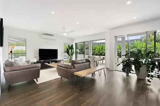 34 Brindabella Avenue, Peregian Springs Sold by  - image 1
