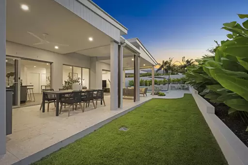 34 Brindabella Avenue, Peregian Springs Sold by  - image 1