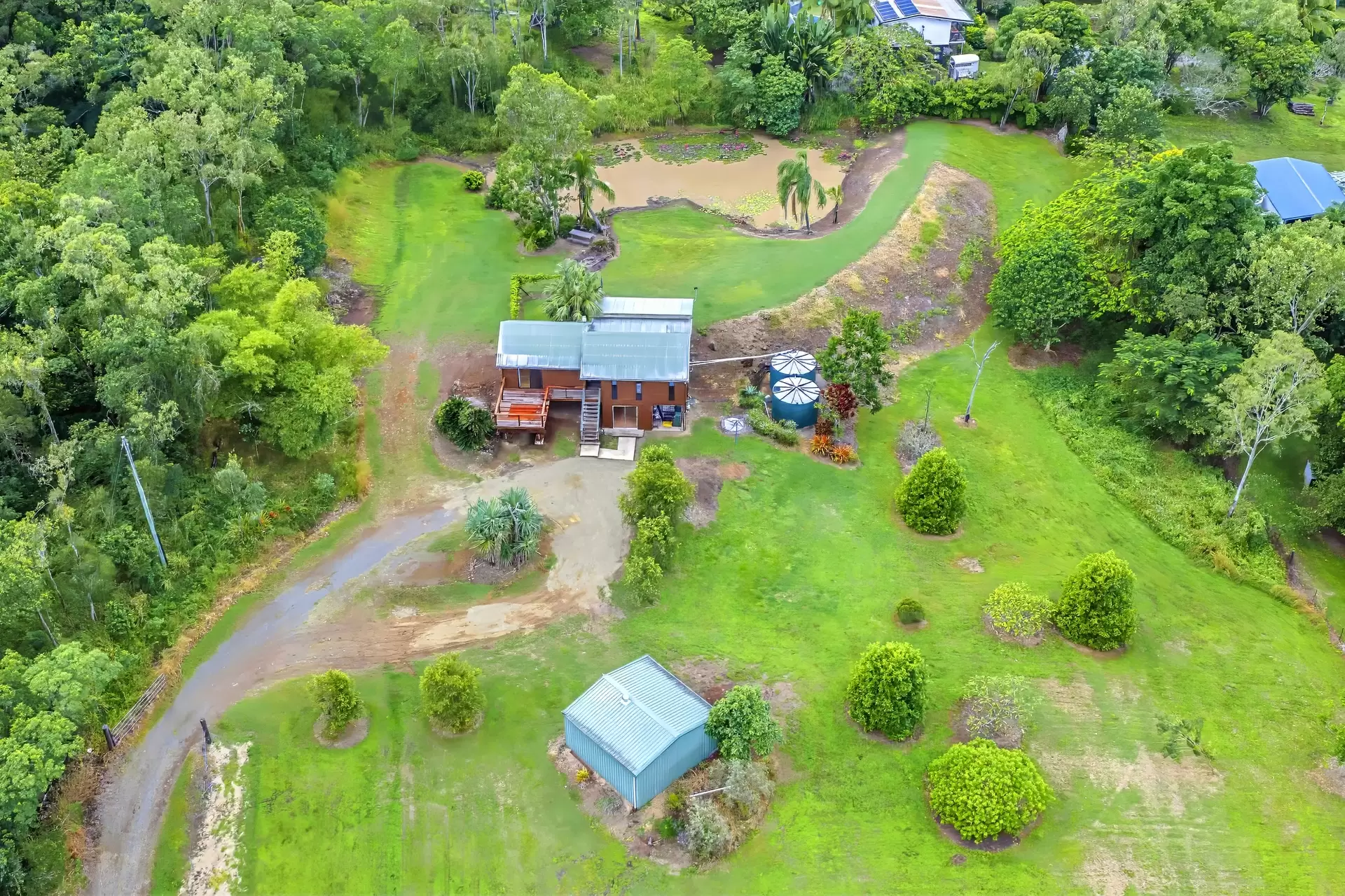 20 Domenica Drive, Sugarloaf For Sale by Queensland Sotheby's International Realty - image 1