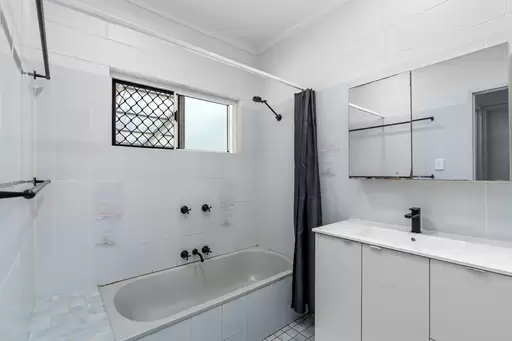 37 Kalkuri Close, Wonga Beach For Sale by Queensland Sotheby's International Realty - image 1