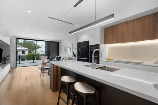 101/19 Eskgrove Street, East Brisbane For Sale by Queensland Sotheby's International Realty - image 1