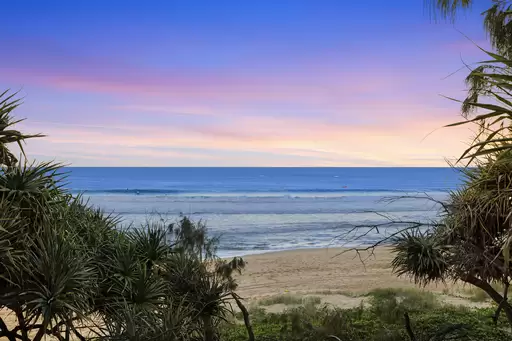 19 Watson Street, Currimundi Auction by Queensland Sotheby's International Realty - image 1