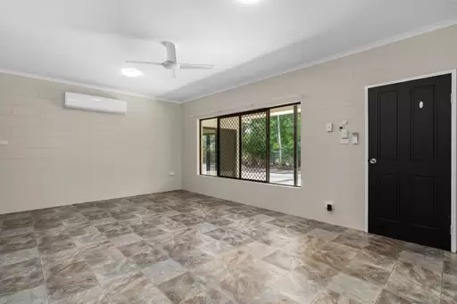 1/15 Melaleuca Drive, Cooya Beach For Sale by Queensland Sotheby's International Realty - image 1